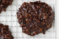 No-Bake Vegan Cookies: Quick Chocolate Oat Treats