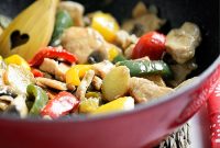 Moo Goo Gai Pan: Classic Chinese Stir-Fried Chicken with Mushrooms