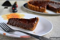 Eggless Nutella Crack Pie Recipe — Gooey Chocolate Hazelnut Pie