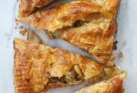 Rustic Apple Slab Pie Recipe for Crowd-Friendly Dessert