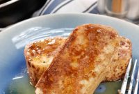 Low-Carb Cinnamon French Toast Recipe for Keto Diet Enthusiasts