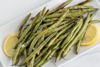Crispy Oven-Roasted Green Beans with Garlic and Parmesan