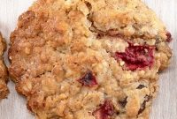 Chewy Strawberry Oatmeal Cookies with Fresh Fruit Bits