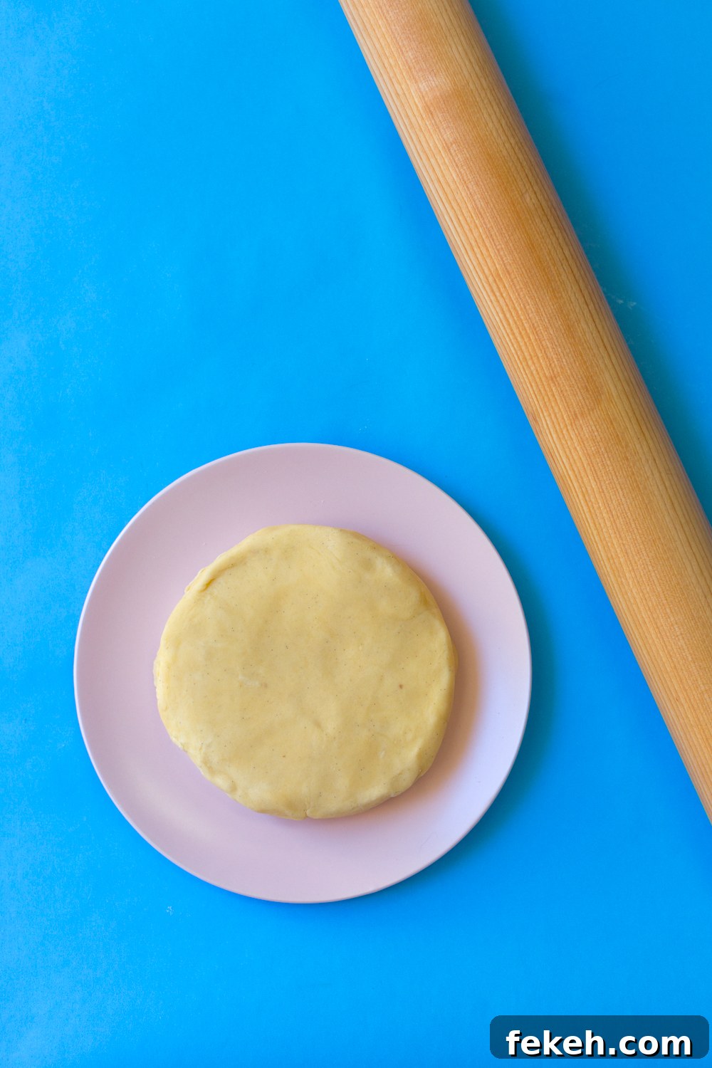 roll out Vanillaroma shortbread cookie dough