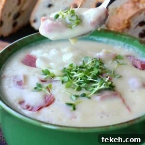 This Creamy Corned Beef Chowder is a total comfort food leftover dinner recipe!