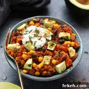 Slow Cooker Mexican Quinoa Bowl with Black Beans and Corn 2 Mexican quinoa in bowl