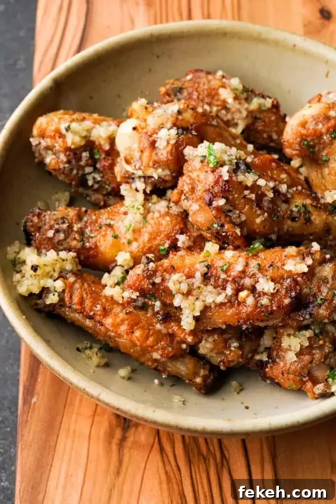 Crispy Garlic Parmesan Chicken Wings in the Air Fryer 3 img 3441 2