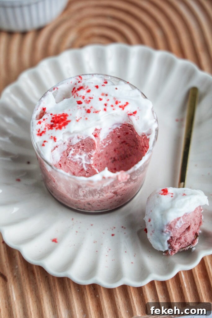 Strawberry Mousse Recipe (Paleo & Vegan) 4 A bite of the strawberry mousse.