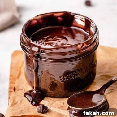 Decadent Chocolate Fondue Recipe for Dipping Fruit & Treats 14 Homemade Chocolate Sauce