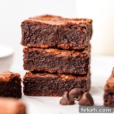 Decadent Chocolate Fondue Recipe for Dipping Fruit & Treats 15 Fudgy Brownies