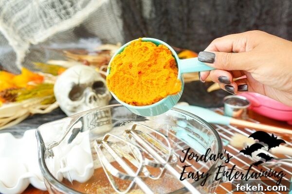 Jack-o'-Lantern Pumpkin Pie Pops Recipe for Halloween Treats 4 img 5712 4