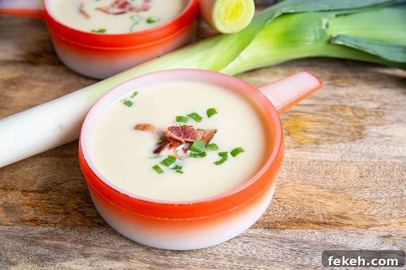Low-Carb Instant Pot Leek and Cauliflower Soup Recipe 2 Instant Pot Leek & Cauliflower Low Carb Soup Recipe