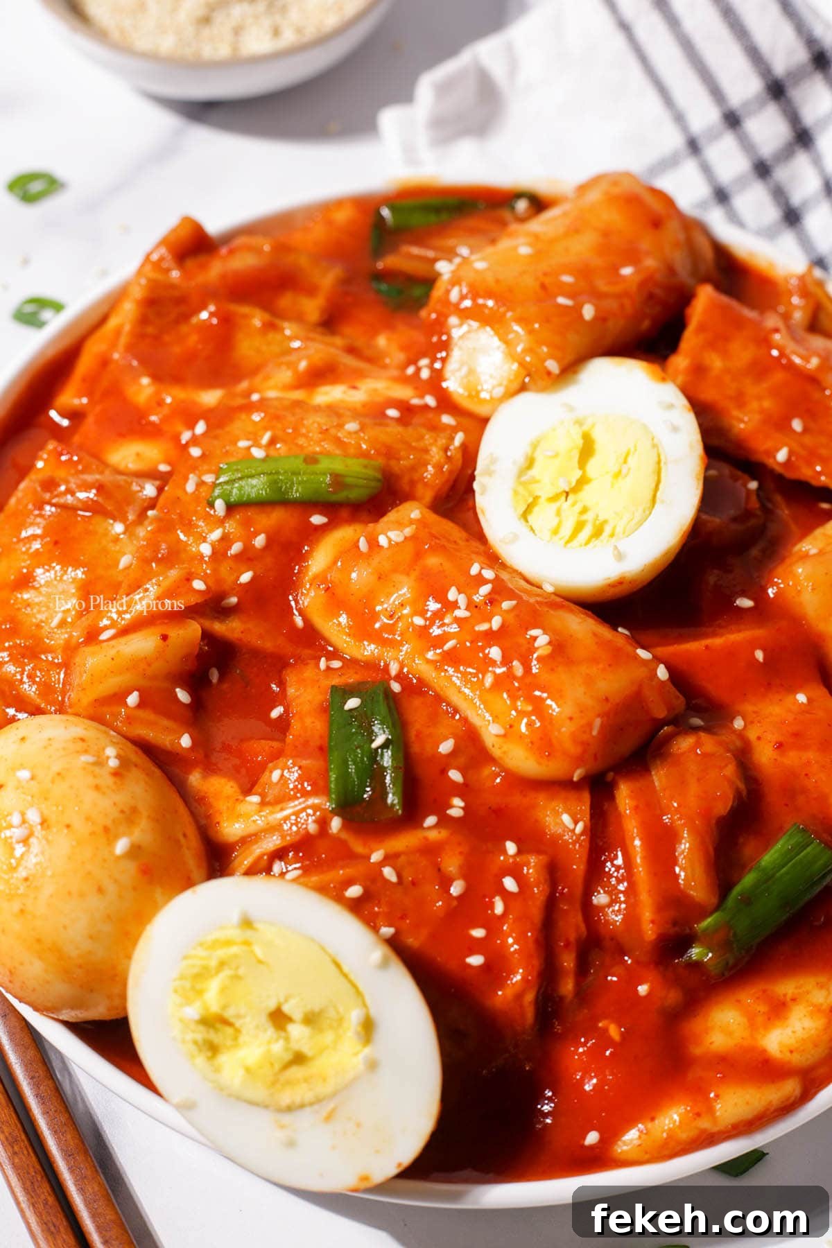 Cheesy Rice Paper Tteokbokki: Crispy, Gooey Korean Street Food 5 Mozzarella for tteokbokki