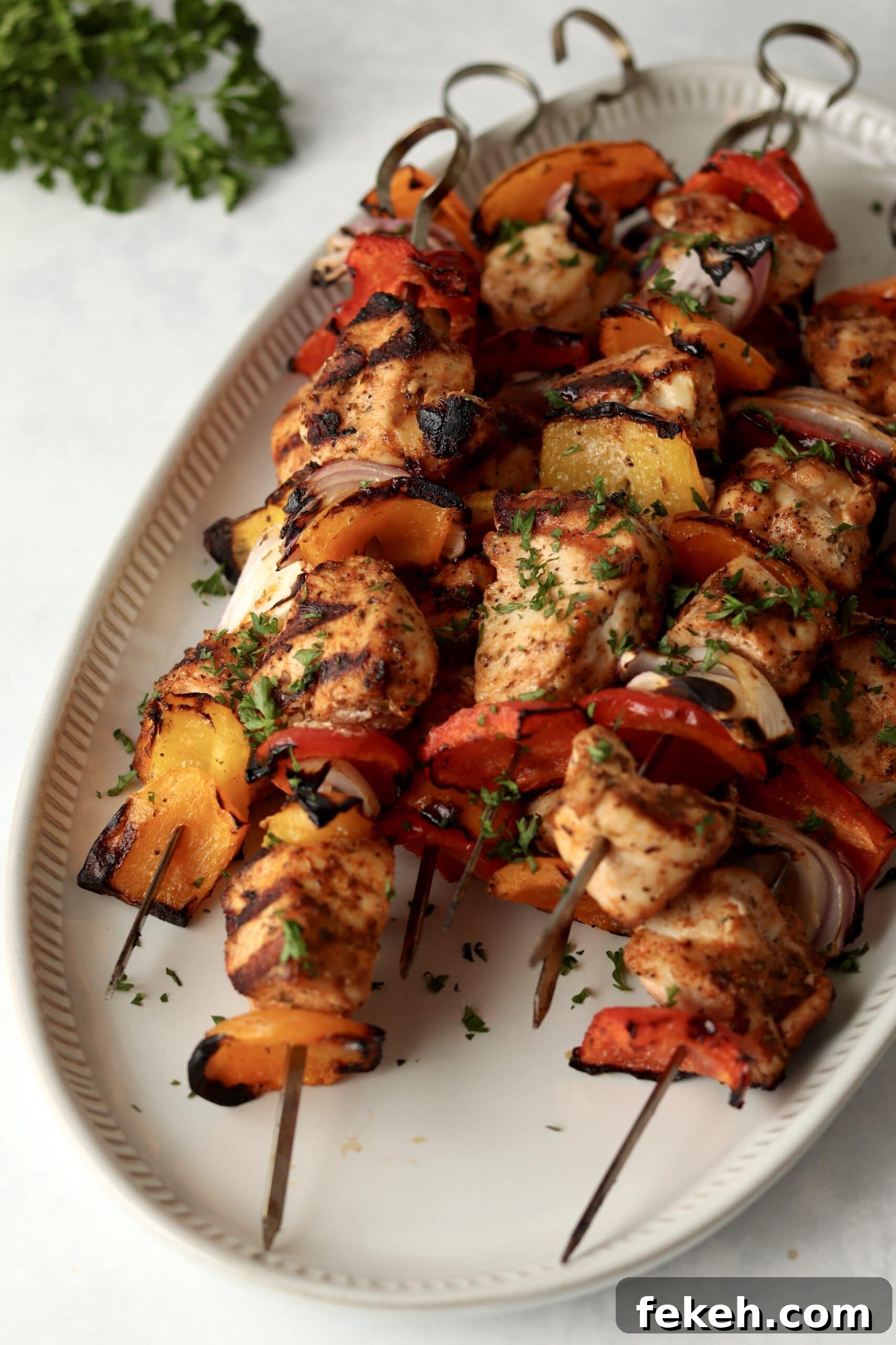 Mediterranean Chicken Kabobs with Lemon, Garlic & Herbs 6 grilled mediterranean chicken kabobs